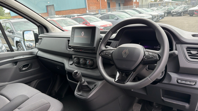 Renault Trafic Swb Diesel SL30 Blue dCi 130 Advance [Safety] Van